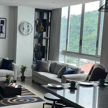 גוויאקיל New Luxury Apartment With King - Size Bed Ceibos מראה חיצוני תמונה