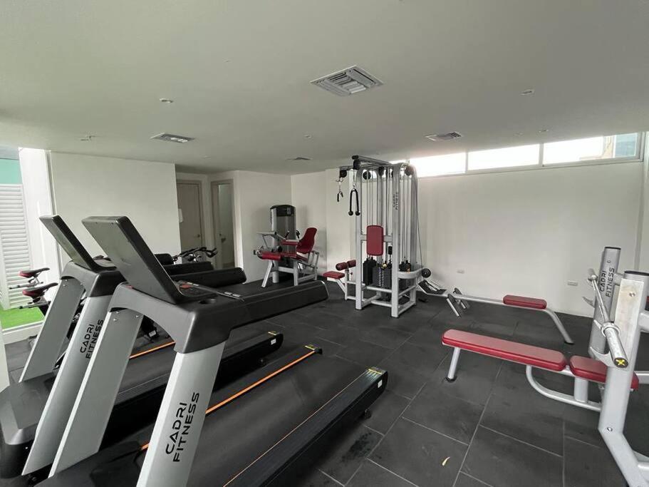 גוויאקיל New Luxury Apartment With King - Size Bed Ceibos מראה חיצוני תמונה