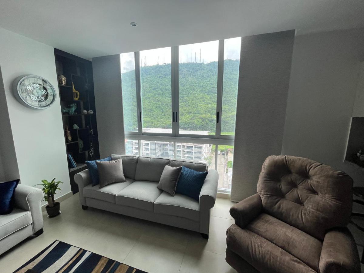 גוויאקיל New Luxury Apartment With King - Size Bed Ceibos מראה חיצוני תמונה